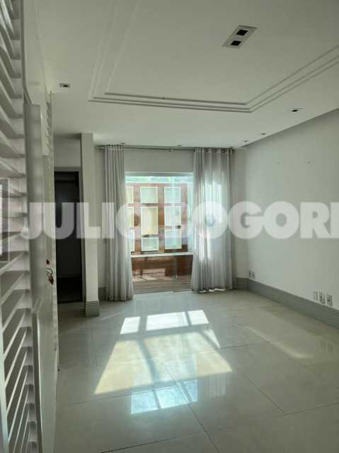 c5da39dd-8050-4542-b7c5-3099cd - 8