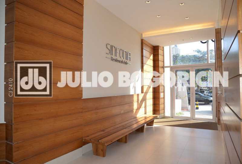 28152_G1748212656 - 2