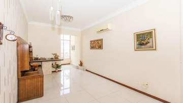 Ótima localização - Tijuca, 2 quartos, porcelanato, reformado, área nobre. - JBT305223