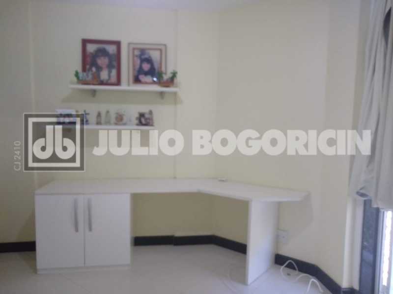 7b6364e8-eea4-4fba-92fe-250214 - 12