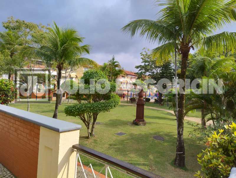 5e7904ea-f794-4652-9aa9-6135b6 - 35