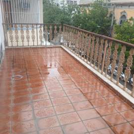 Ótima localização - Excelente casa, 4 quartos (suíte), quintal com arvores frutíferas, churrasqueira, 2 vagas de garagem. Oportunidade!! - JBT66219