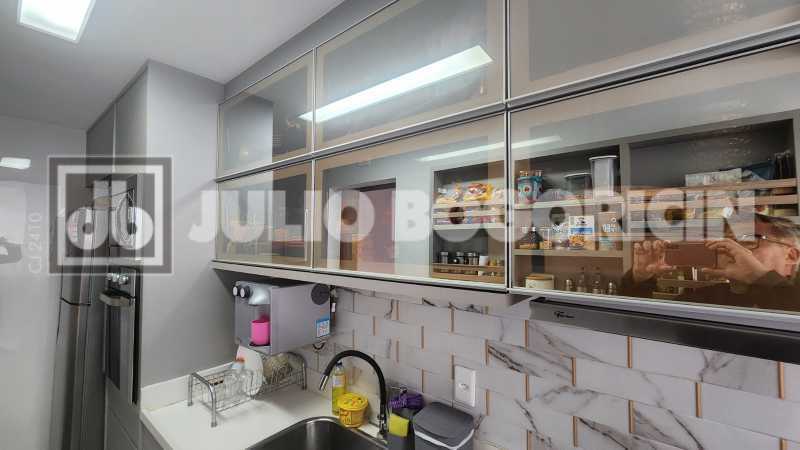 0b125f8d-b62a-46b5-8bec-c08cc2 - 26