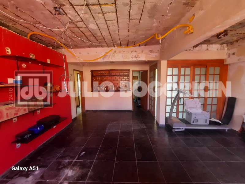 Conheça QNT 37. do imóvel - Casa de Vila - Triplex - Residencial - Quintino Bocaiúva. - JBM608218 - 22 QNT 37. - 22