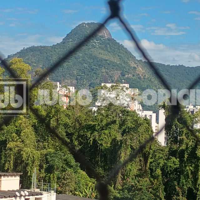 Conheça 98f0a49e-221f-4fcc-9519-40093c do imóvel - APARTAMENTO VARANDA SOL MANHÃ SALA 2 AMBIENTES 2 QUARTOS SENDO 1 SUITE ARMARIOS, COZINHA AMERICANA, ÁREA DE SERVIÇO, 1 VAGA CONDOMÍNIO TOTAL INFRA E SEGURANÇA - JBRB214282 - 15 98f0a49e-221f-4fcc-9519-40093c - 15