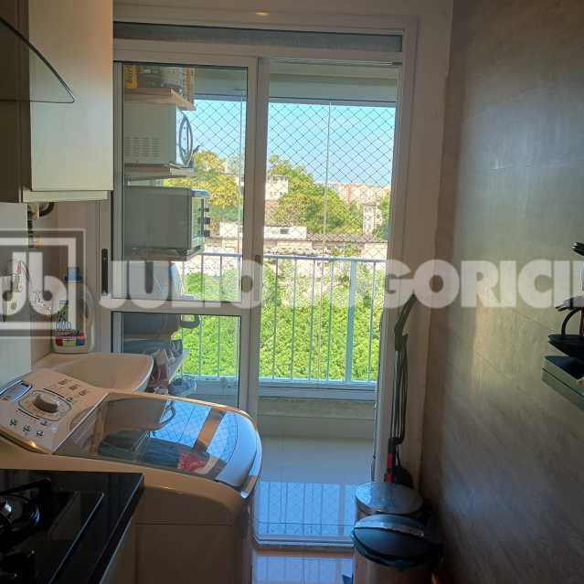 Conheça 27591a2c-1d85-4bc0-8562-d514ed do imóvel - APARTAMENTO VARANDA SOL MANHÃ SALA 2 AMBIENTES 2 QUARTOS SENDO 1 SUITE ARMARIOS, COZINHA AMERICANA, ÁREA DE SERVIÇO, 1 VAGA CONDOMÍNIO TOTAL INFRA E SEGURANÇA - JBRB214282 - 20 27591a2c-1d85-4bc0-8562-d514ed - 20