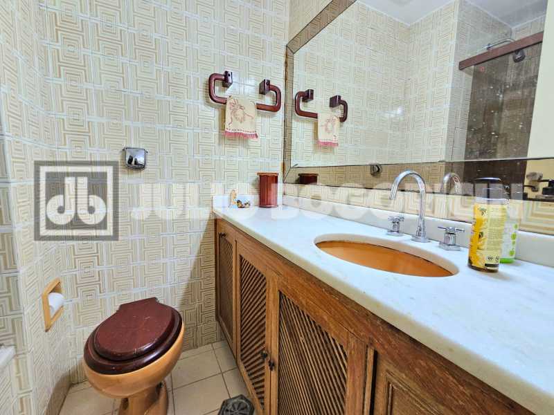 41aa49f8-b475-4aed-a8fd-f3ec88 - 15