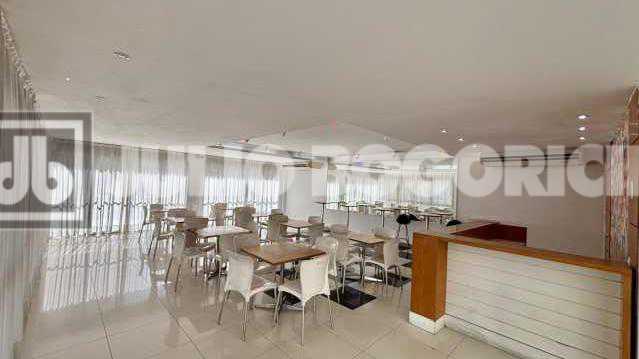 25 SALÃO DE FESTA. - 27