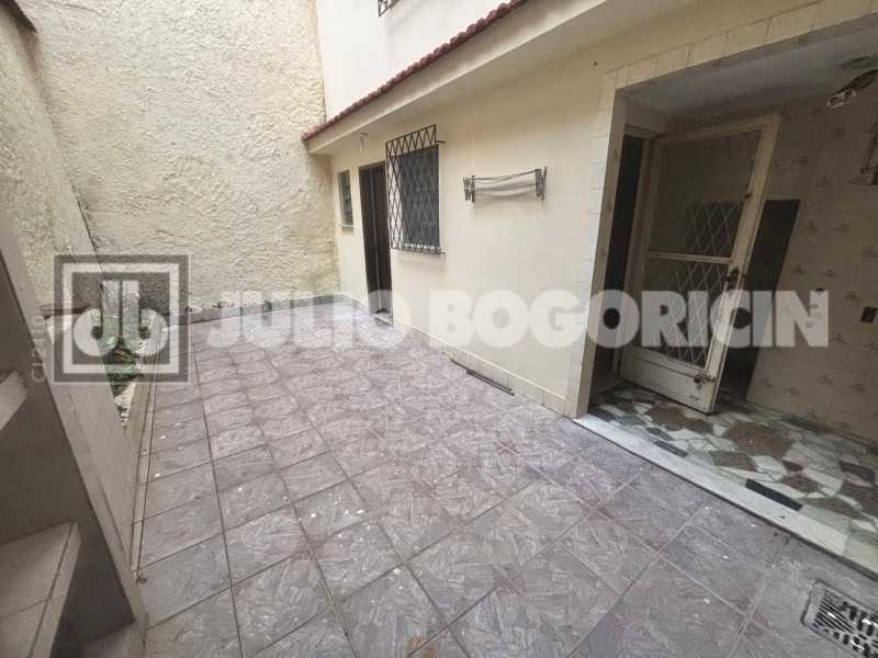 0cadc0bb-2589-4122-a93c-ff0611 - 34