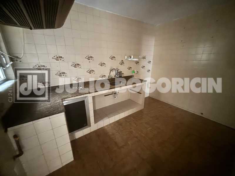 b31ce0ae-df35-4d1b-8f04-f3f0e1 - 9