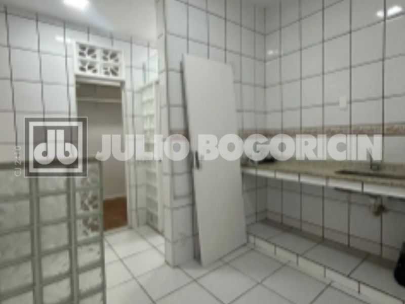 AP 390K V. ISABEL 11 - 12