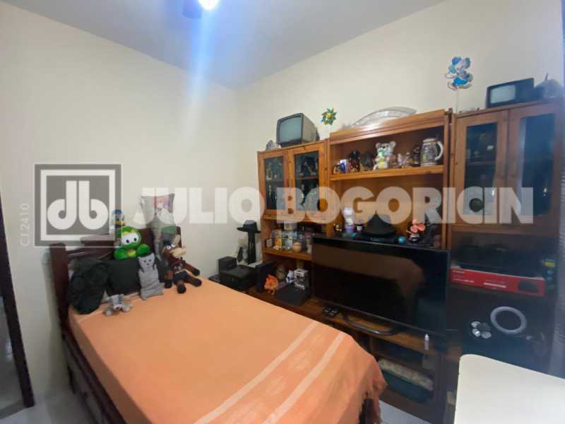 13ilhadogovernadorzumbiapartam - 13