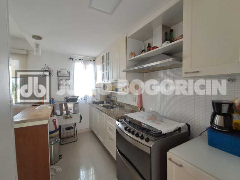 97cdaa38-d43e-4bef-b458-a2d3a0 - 9