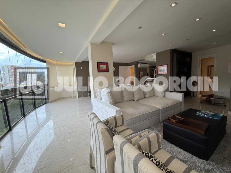 Conheça 04 Leblon Cobertura Venda. do imóvel - Cobertura Duplex à venda no Leblon - Reformada - 4Quartos(3suítes) - 3 Vagas - Infraestrutura - JBL53958 - 4 04 Leblon Cobertura Venda. - 4