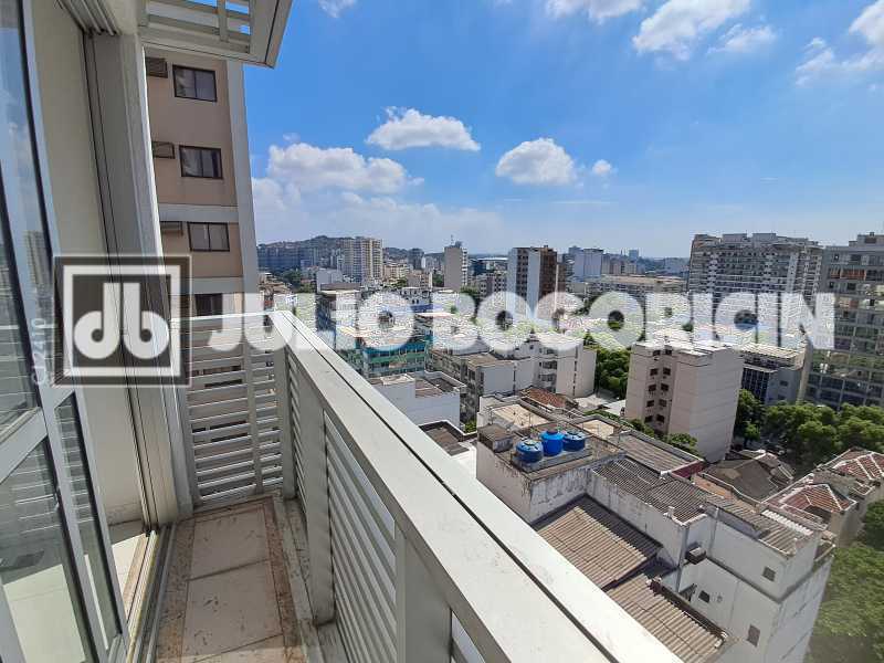 Conheça 01 3 do imóvel - OPORTUNIDADE IMPERDÍVEL JUNTO AO SHOPPING TIJUCA ! SALA COMERCIAL, VAZIA, MATINAL, VAGA ESCRITURADA, PORTARIA 24 HORAS - JBT71739 - 3 01 3 - 3