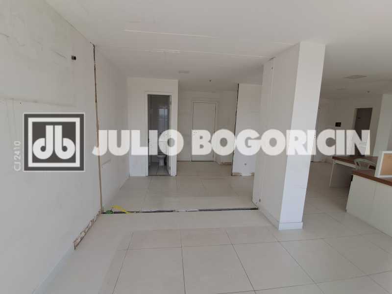 Conheça 01 6 do imóvel - OPORTUNIDADE IMPERDÍVEL JUNTO AO SHOPPING TIJUCA ! SALA COMERCIAL, VAZIA, MATINAL, VAGA ESCRITURADA, PORTARIA 24 HORAS - JBT71739 - 6 01 6 - 6