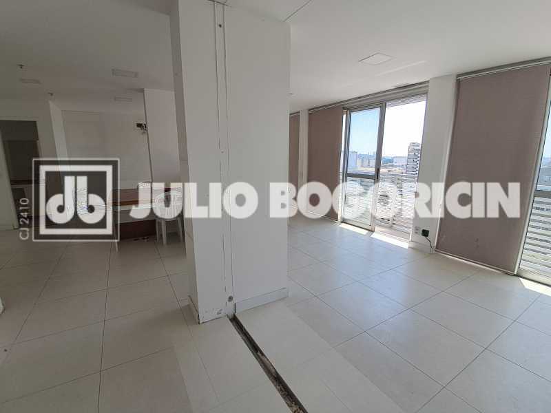 Conheça 01 32 do imóvel - OPORTUNIDADE IMPERDÍVEL JUNTO AO SHOPPING TIJUCA ! SALA COMERCIAL, VAZIA, MATINAL, VAGA ESCRITURADA, PORTARIA 24 HORAS - JBT71739 - 32 01 32 - 32