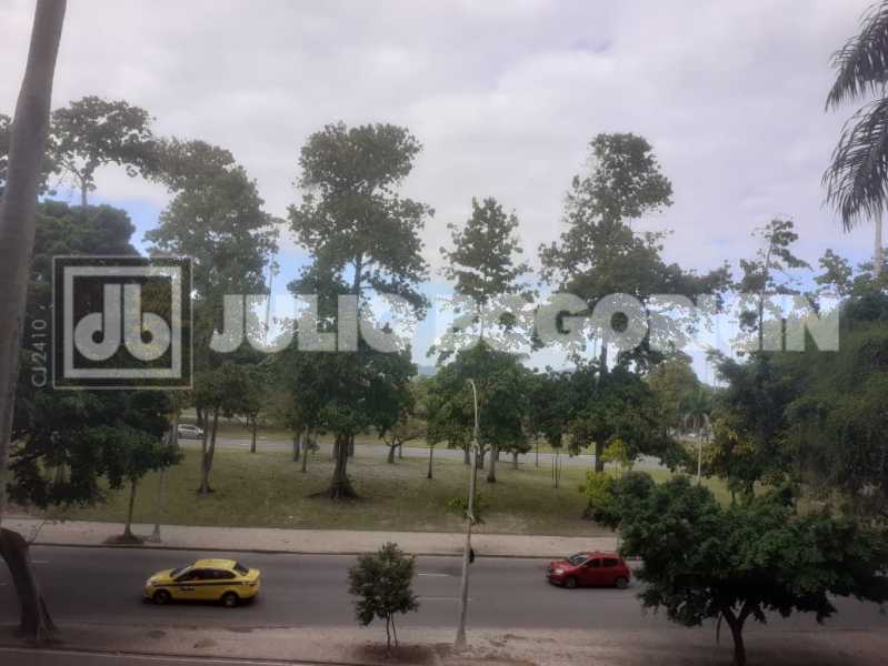 38flamengopraiadoflamengotrech - 38