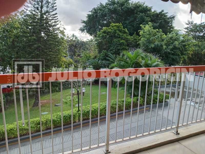 2fadeb73-8ad9-4504-bb58-f04142 - 6