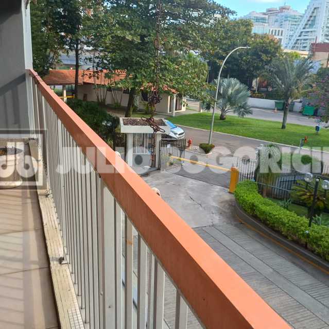 3def7311-6c9c-4a5c-93aa-32c7b6 - 8