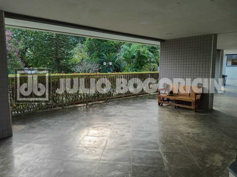 a97653d0-30fc-41b4-b8e1-68a628 - 33