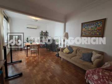 Ótima localização - Maravilhosa localização de Botafogo . rua Dezenove de Fevereiro , prédio clássico estiloso ótimo apto de sala em 02ambientes ,03qtos grandes ,cozinha dependências completas ,vaga na escritura . - JBF38056