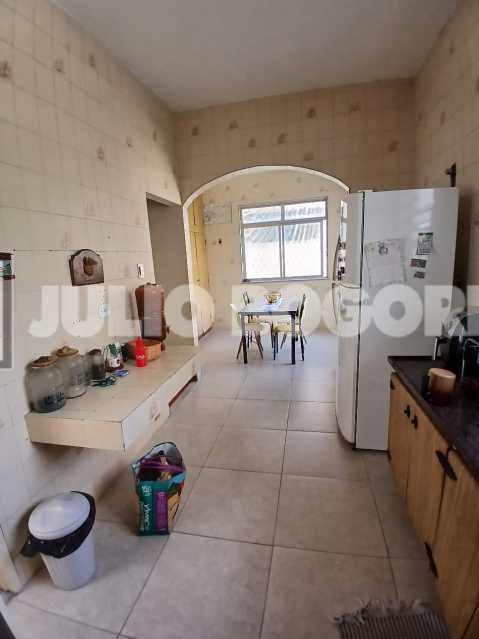 8cbf8f03-cd32-4c67-80c4-07eeb1 - 8