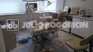 Oportunidade - TIJUCA. OPORTUNIDADE!!! Praça Saens Pena. Atenção Dentistas e Formandos em Odontologia. Ampla sala comercial, com consultório totalmente montado. IMPERDÍVEL. - JBT71753