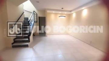 Imperdível - Imperdível casa de vila, triplex, Sala 2 ambientes, 3 quartos, 1 suíte, terraço Gourmet. próximo Metrô São Francisco Xavier e Praça Saens pena, em frente ao Restaurante La Mole, - JBT66235