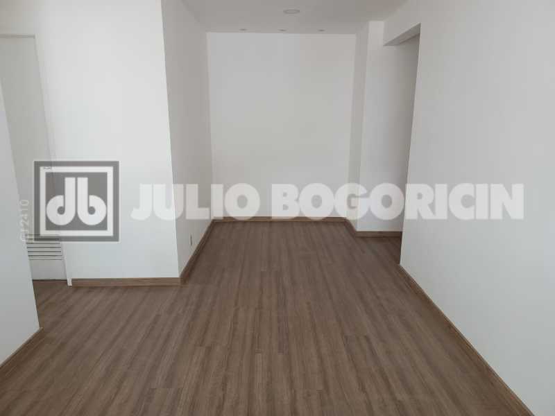 02saladoisquartoscozinhabanhei - 2