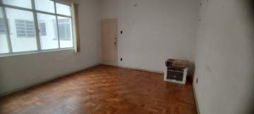 Oportunidade - Excepcional localização, próximo ao Metrô Saens Pena e Tijuca Tênis Clube. Apartamento, 3 quartos, dependências completas, vaga de garagem escriturada. - JBT305251