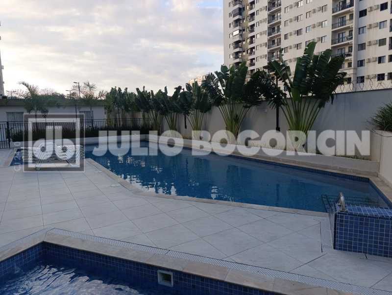 29 PISCINA. - 29