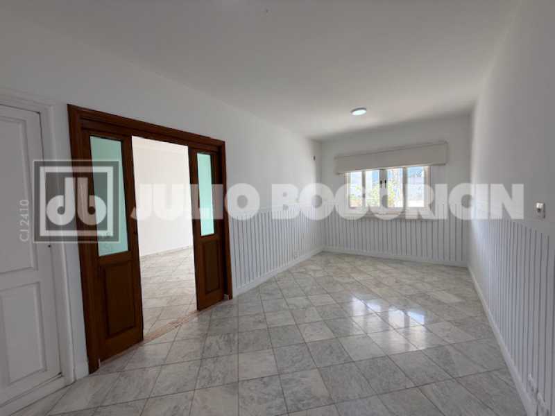 Suíte Piso 2 - 19