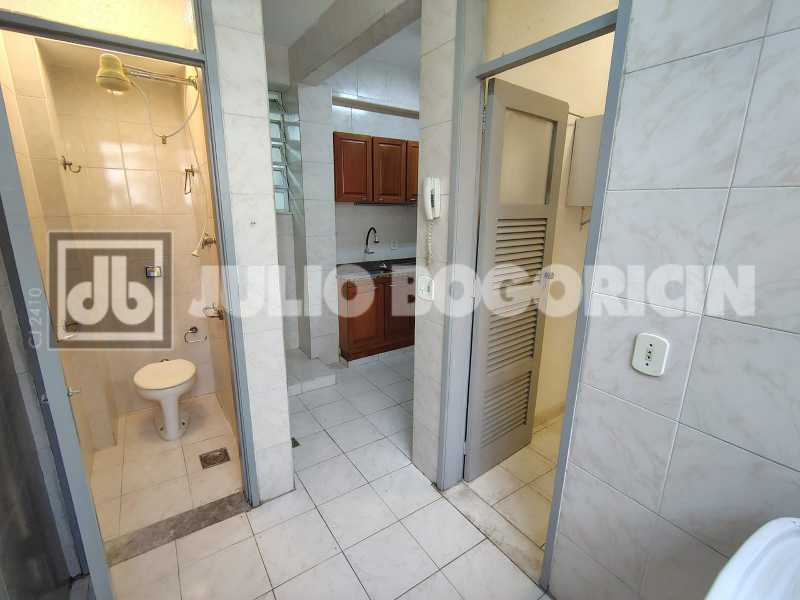 19 Copacabana, Comprar, 1 Quar - 18