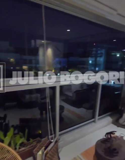 Conheça 3. do imóvel - LINDA COBERTURA CONDOMINIO COM TOTAL INFRA ESTRUTURA DE LAZER E SEGURANÇA 3 QUARTOS SENDO 2 SUITES 2 VAGAS - JBRB502444 - 7 3. - 7