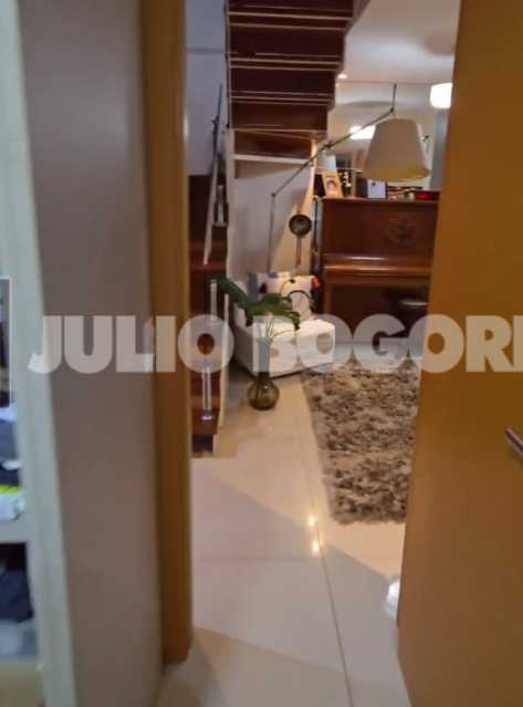 Conheça 4. do imóvel - LINDA COBERTURA CONDOMINIO COM TOTAL INFRA ESTRUTURA DE LAZER E SEGURANÇA 3 QUARTOS SENDO 2 SUITES 2 VAGAS - JBRB502444 - 8 4. - 8