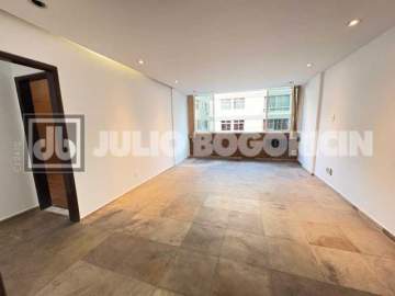 Ótima localização - Apartamento á venda, prédio pequeno, sala 2 ambientes, 3 quartos suíte, dependências completa, 1 vaga. - JBT305255