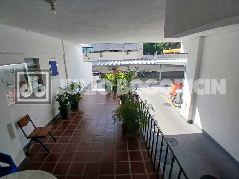 4bcff661-9602-4c05-a217-315be5 - 3