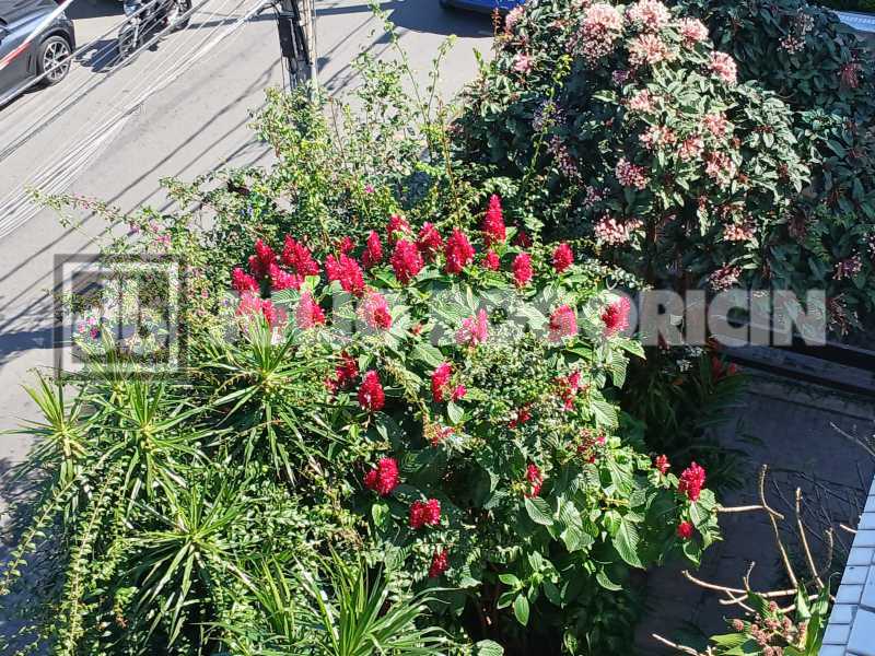 ae140db5-2edb-42b5-b288-9ef957 - 29