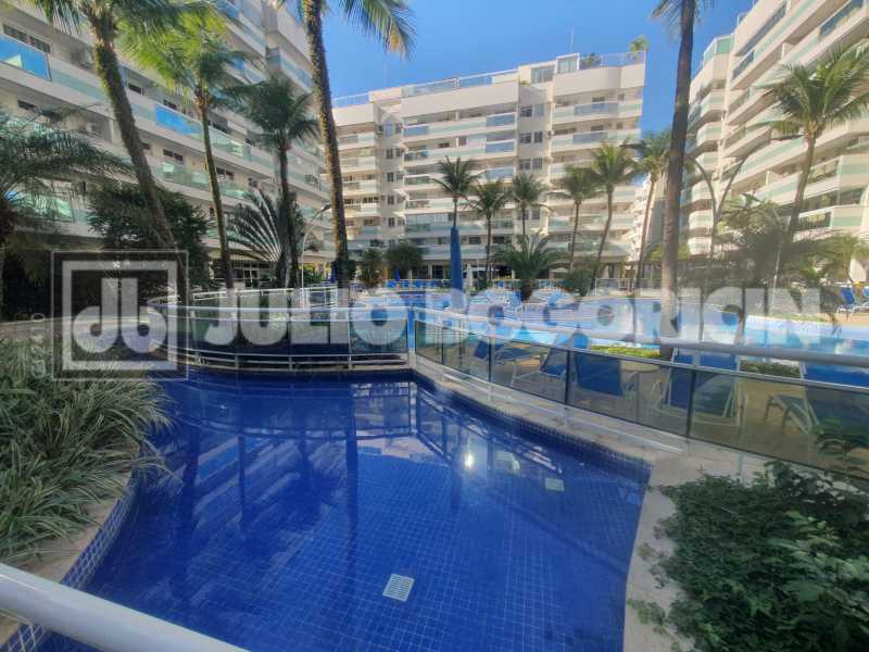 Conheça a6d1fc10-f06e-4122-b815-6722cd do imóvel - Condomínio Aquarius Cobertura Duplex 3 Quartos 2 vagas - JBJ52716 - 3 a6d1fc10-f06e-4122-b815-6722cd - 3