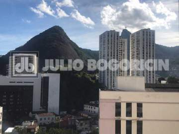 Laranjeiras Conjugado dividido sala e quarto reformado fundos silencioso andar alto portaria 24hs - JBF16815