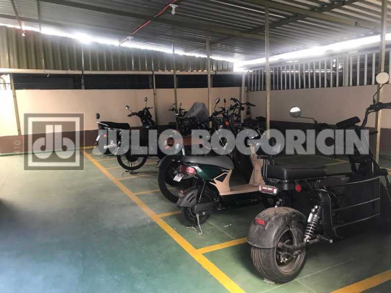 Conheça 29. do imóvel - Laranjeiras Conjugado dividido sala e quarto reformado fundos silencioso andar alto portaria 24hs - JBF16815 - 28 29. - 28