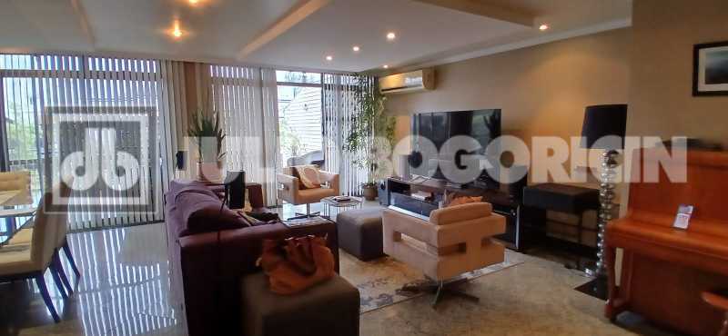 e0793806-566b-4b0f-a202-e092c3 - 6