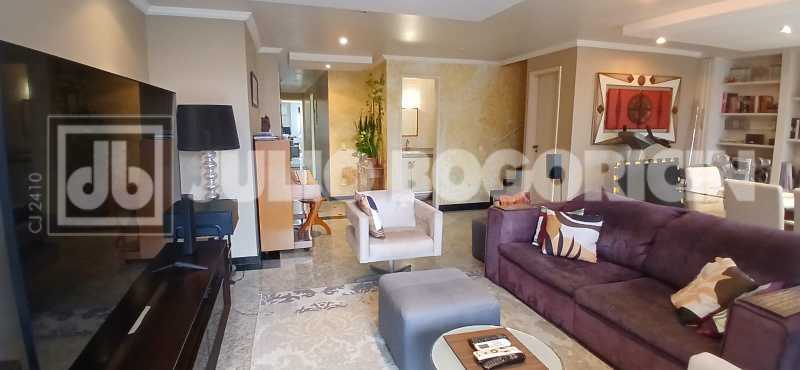 eec4bcf8-5c58-44c2-97ea-02d22d - 8