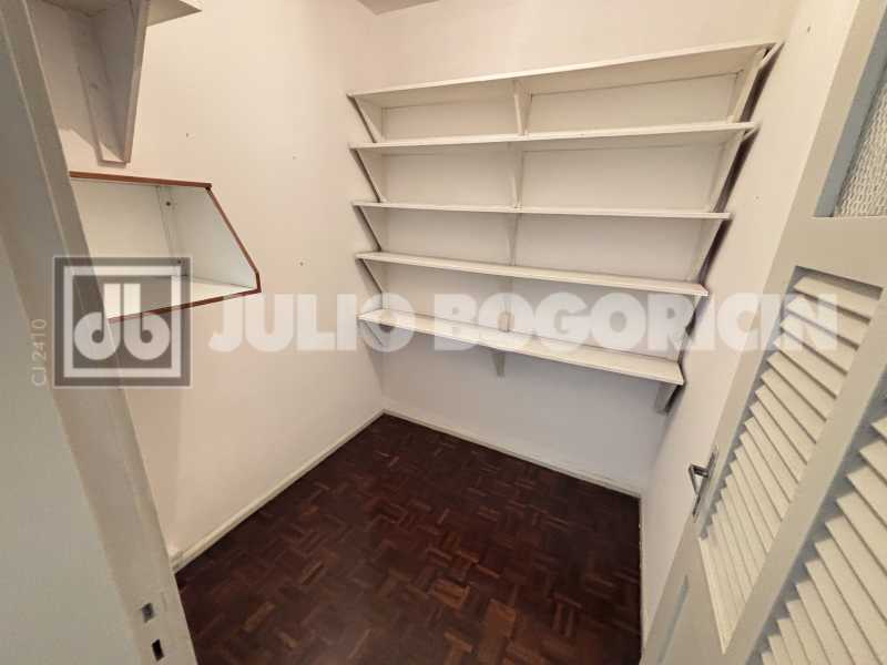 Conheça IMG_0795. do imóvel - Rua Martins Pena, 3 quartos com suite, frente, 1 vaga na escritura, Vazio, Coladinho com o Metro Afonso Pena, Oportunidade!!!! - JBAP304886 - 23 IMG_0795. - 23