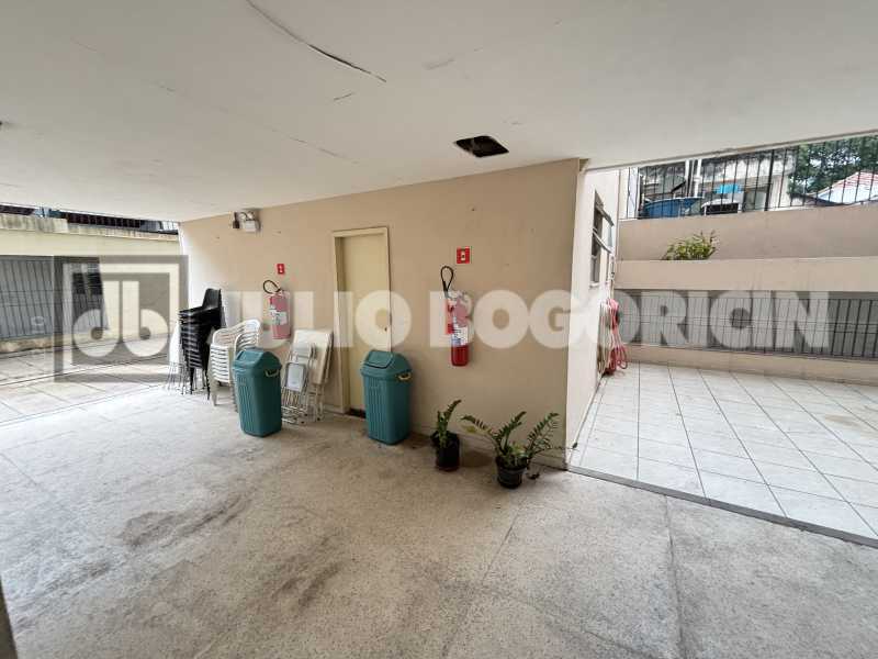 Conheça IMG_0822. do imóvel - Rua Martins Pena, 3 quartos com suite, frente, 1 vaga na escritura, Vazio, Coladinho com o Metro Afonso Pena, Oportunidade!!!! - JBAP304886 - 28 IMG_0822. - 28