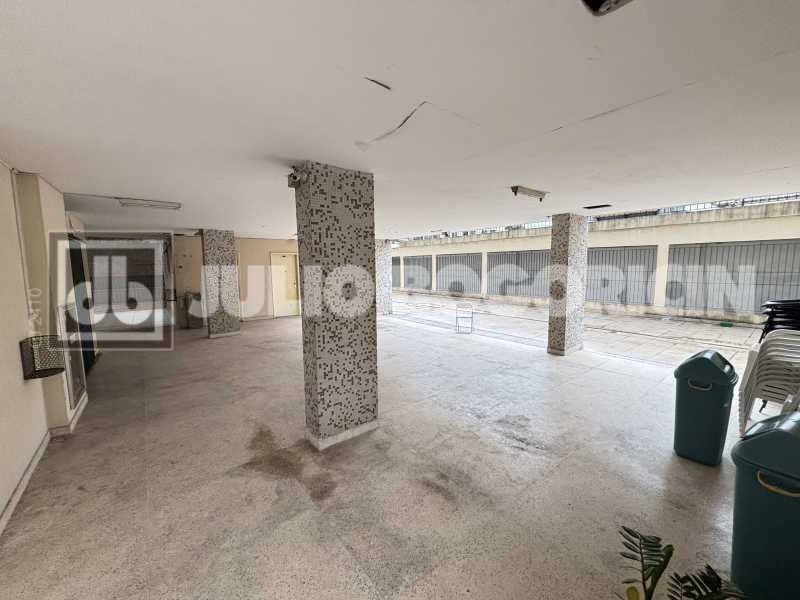 Conheça IMG_0825. do imóvel - Rua Martins Pena, 3 quartos com suite, frente, 1 vaga na escritura, Vazio, Coladinho com o Metro Afonso Pena, Oportunidade!!!! - JBAP304886 - 31 IMG_0825. - 31