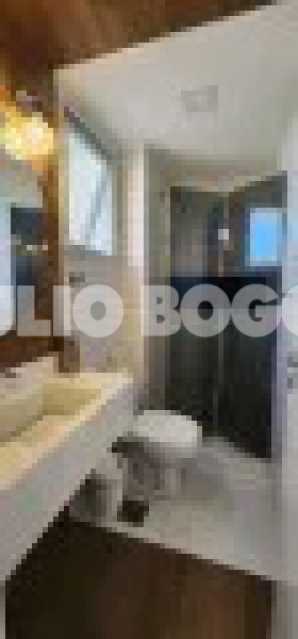 b5acce15-d097-4936-a11f-f59e8c - 17