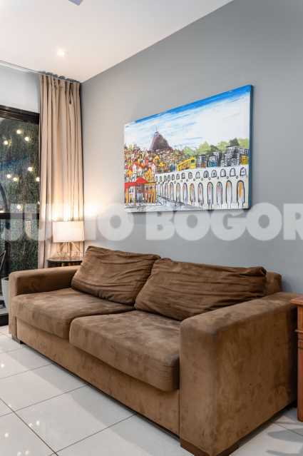 afcc908c-0c5f-40b8-8a7e-7b17b0 - 13