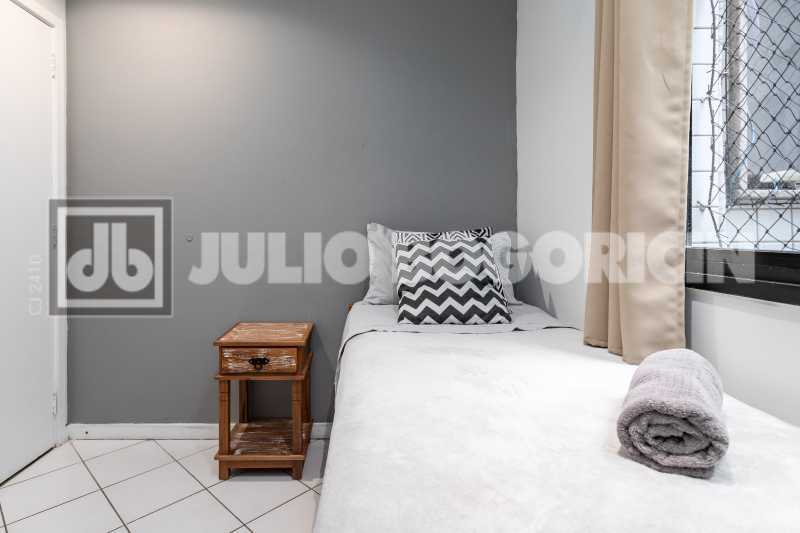 d45ae25a-bb9f-4c68-82c8-36123a - 35